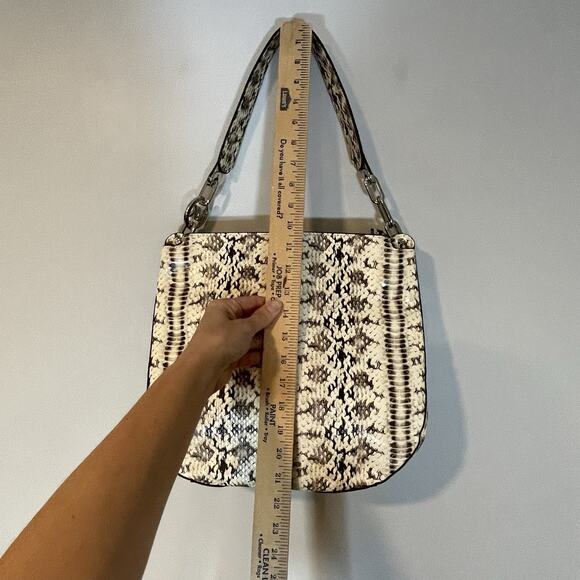 Michael Kors Fulton Large Hobo Bag Snakeskin Embossed Leather Cream Black Purse - Picture 5 of 11